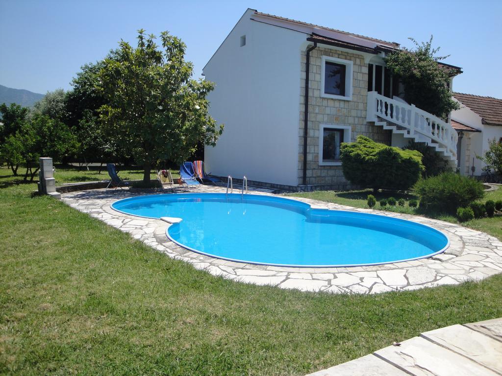 Leisure House Jovovic Villa Bar Ruang foto